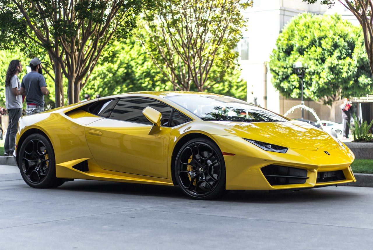 Lamborghini Huracán 2021